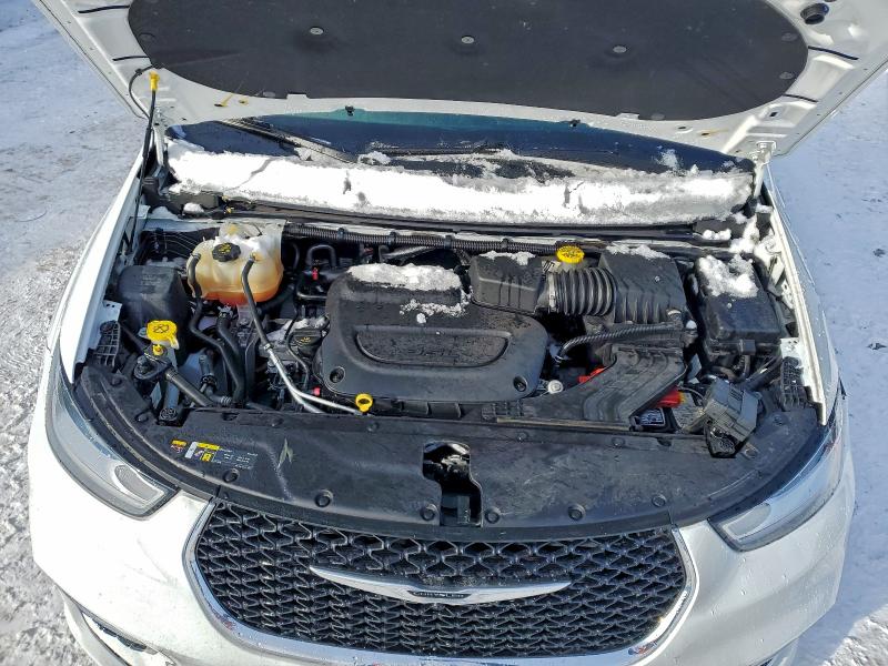 Photo 12 from auction – 2022 CHRYSLER PACIFICA T with VIN 2C4RC3BG6NR113166