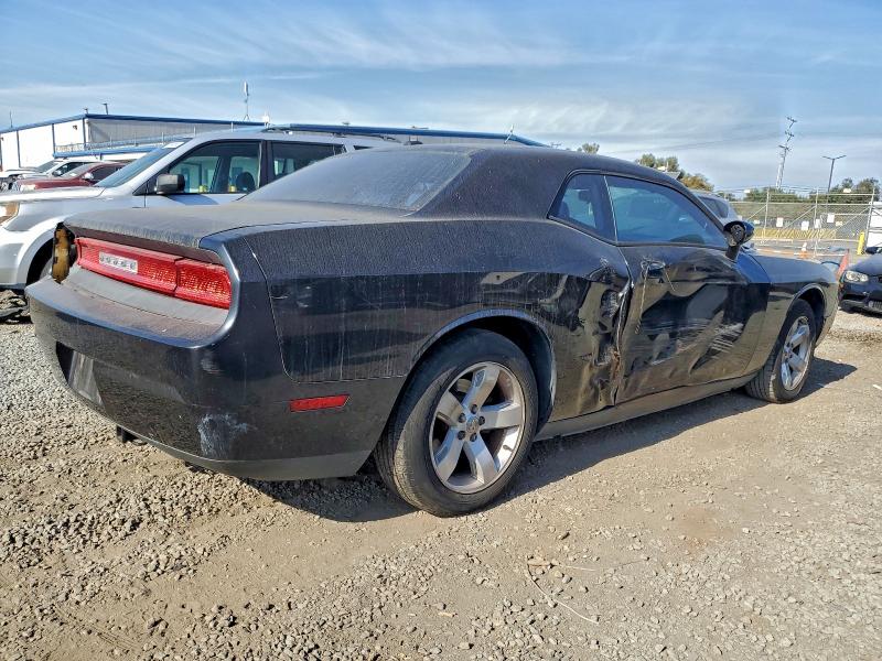 Photo 3 from auction – 2010 DODGE CHALLENGER with VIN 2B3CJ4DV3AH110062