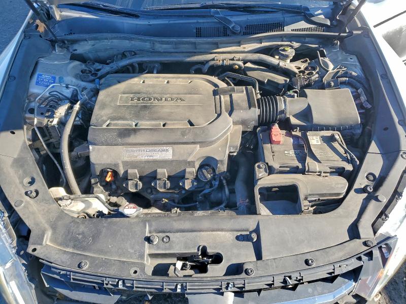 Photo 12 from auction – 2014 HONDA CROSSTOUR with VIN 5J6TF2H56EL000561
