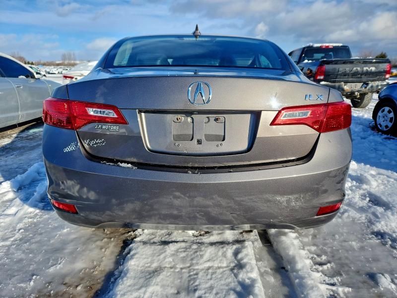 Photo 6 from auction – 2013 ACURA ILX with VIN 19VDE1F59DE404352
