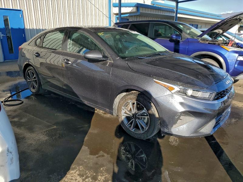 Photo 4 from auction – 2023 KIA FORTE LX with VIN 3KPF24AD8PE633747