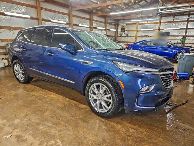 Photo 4 from auction – 2023 BUICK ENCLAVE PR with VIN 5GAEVBKW0PJ189646