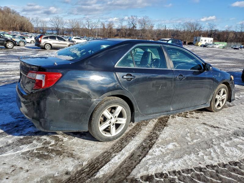 Photo 3 from auction – 2014 TOYOTA CAMRY L with VIN 4T1BF1FK3EU761039