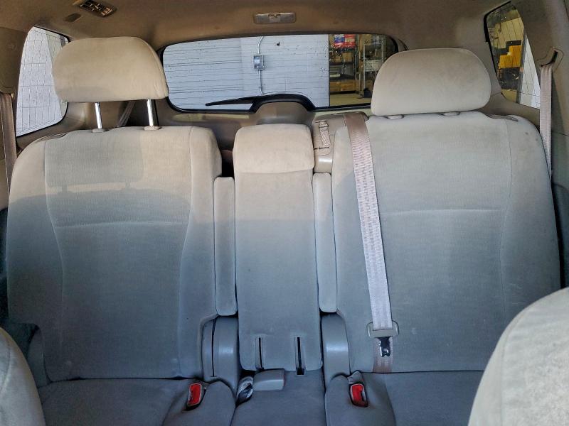 Photo 10 from auction – 2011 TOYOTA HIGHLANDER with VIN 5TDZK3EH9BS043933
