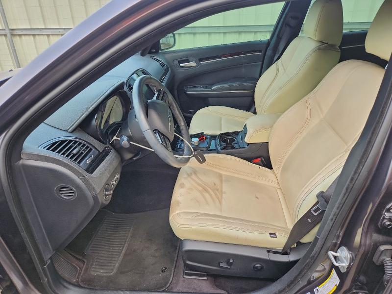 Photo 7 from auction – 2018 CHRYSLER 300 S with VIN 2C3CCABG6JH142956