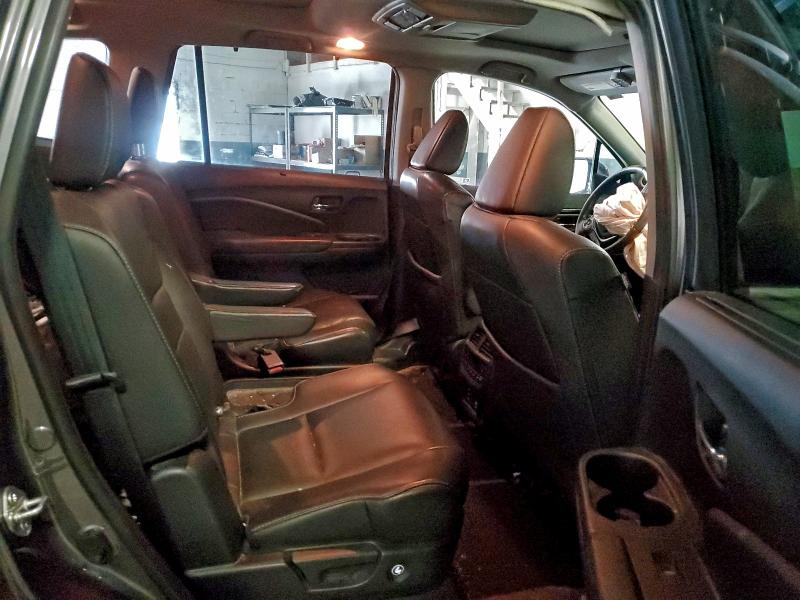 Photo 11 from auction – 2017 HONDA PILOT ELIT with VIN 5FNYF6H02HB103703