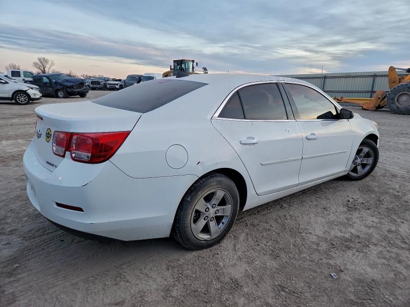 Photo 3 from auction – 2014 CHEVROLET MALIBU LS with VIN 1G11B5SL4EF258053