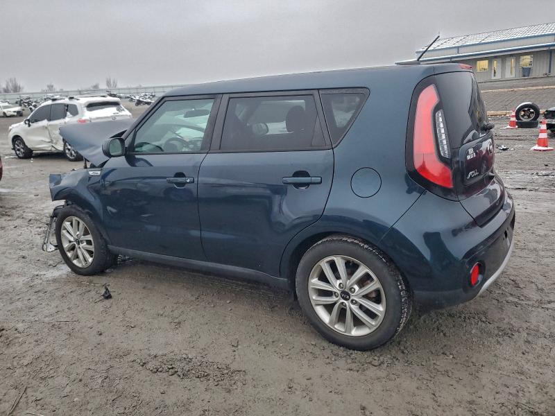 Photo 2 from auction – 2017 KIA SOUL with VIN KNDJP3A58H7449134