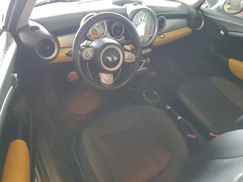 Photo 8 from auction – 2007 MINI COOPER with VIN WMWMF33567TT51963