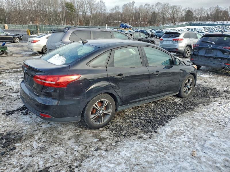 Photo 3 from auction – 2016 FORD FOCUS S with VIN 1FADP3E2XGL218793