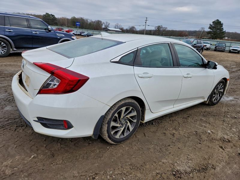 Photo 3 from auction – 2017 HONDA CIVIC EX with VIN 19XFC2F70HE079304