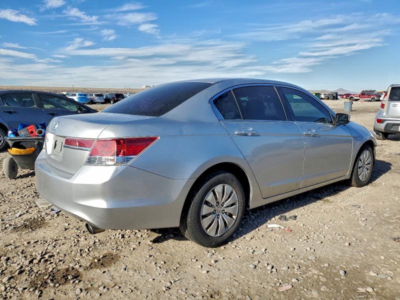 Photo 3 from auction – 2012 HONDA ACCORD with VIN 1HGCP2F31CA132044