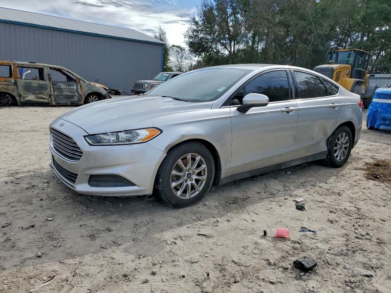 FORD FUSION S 2016 with VIN 3FA6P0G75GR375908 - Photo from auction