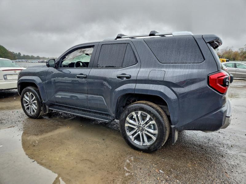 Photo 2 from auction – 2025 TOYOTA 4RUNNER SR with VIN JTEVA5BR8S5040260