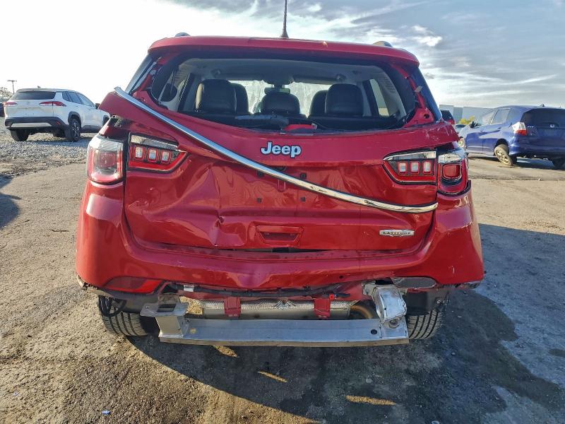 Foto 6 de la subasta – 2019 JEEP COMPASS LA con VIN 3C4NJCBB7KT789255