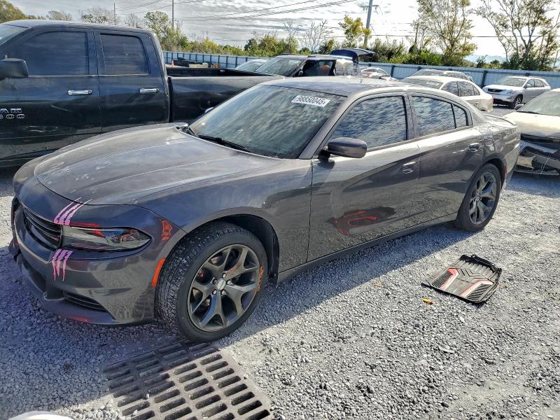 DODGE CHARGER SX 2015 with VIN 2C3CDXHG2FH738208 - Photo from auction