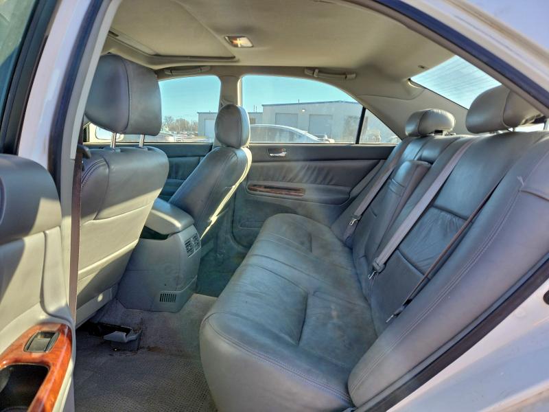 Photo 10 from auction – 2002 TOYOTA CAMRY LE with VIN JTDBF32K520030685