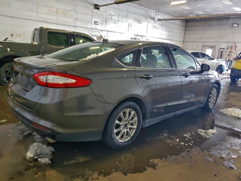 Photo 3 from auction – 2015 FORD FUSION S with VIN 3FA6P0G79FR181431
