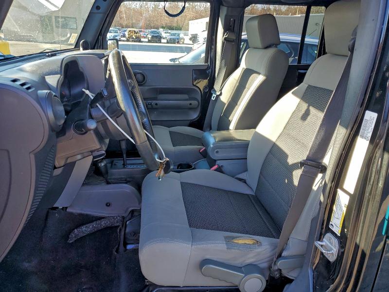 Photo 7 from auction – 2009 JEEP WRANGLER U with VIN 1J4GA39189L790680