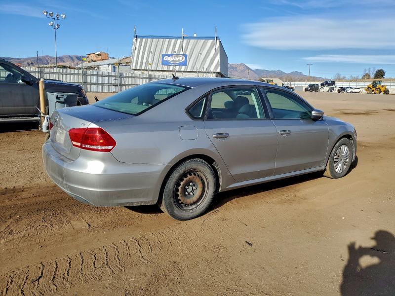 Photo 3 from auction – 2014 VOLKSWAGEN PASSAT S with VIN 1VWAS7A37EC050705