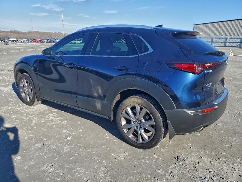 Photo 2 from auction – 2022 MAZDA CX-30 PREM with VIN 3MVDMBDL8NM403653
