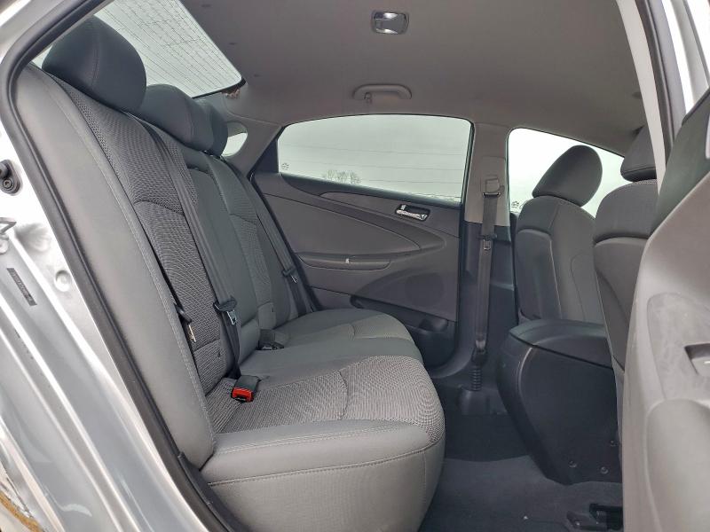 Photo 10 from auction – 2014 HYUNDAI SONATA GLS with VIN 5NPEB4AC5EH910009
