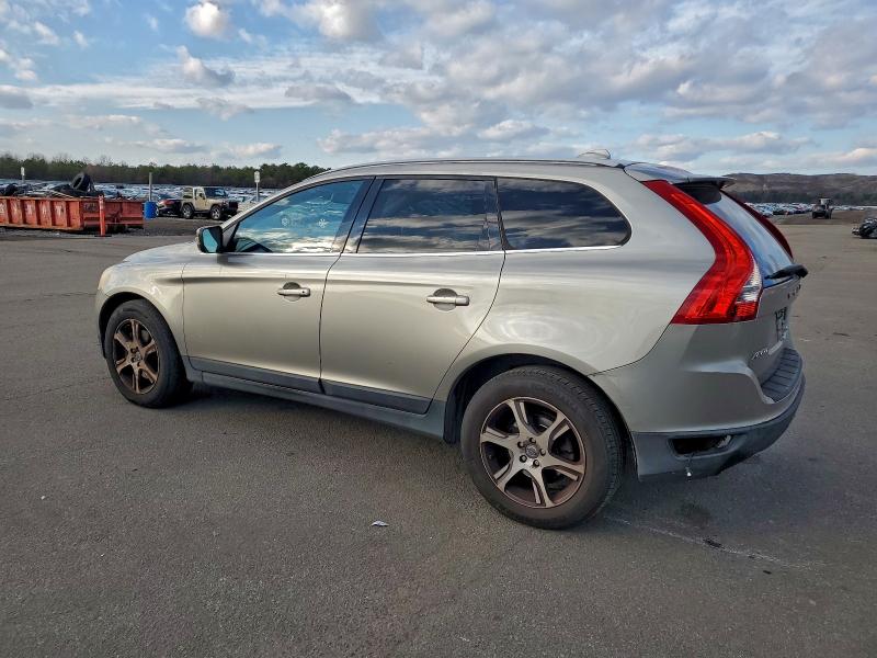 Photo 2 from auction – 2011 VOLVO XC60 T6 with VIN YV4902DZ6B2168595