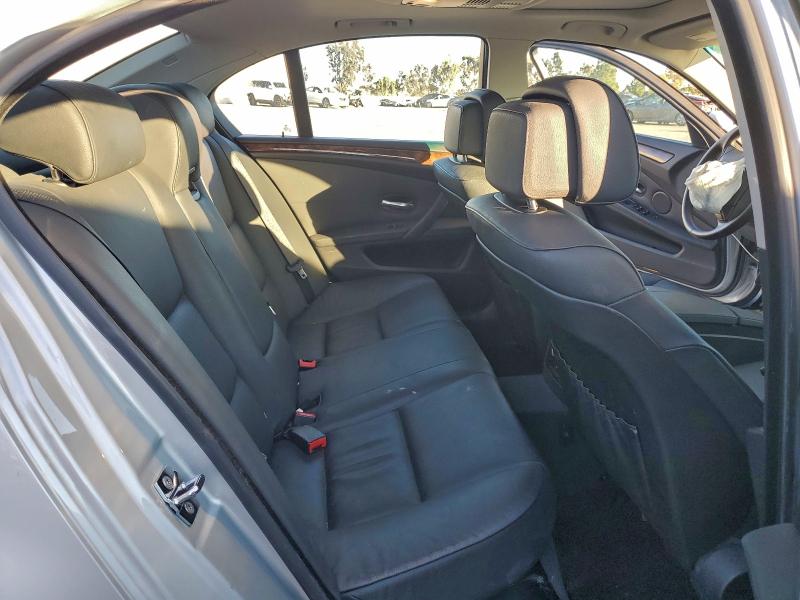 Photo 10 from auction – 2008 BMW 528 I with VIN WBANU53588C117329