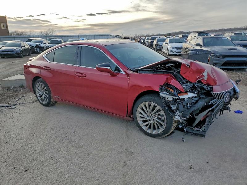 Photo 4 from auction – 2019 LEXUS ES 300H with VIN JTHB21B17K2023375