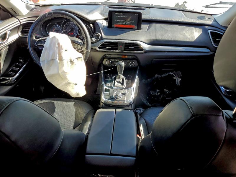 Photo 8 from auction – 2018 MAZDA CX-9 TOURI with VIN JM3TCACY8J0214691
