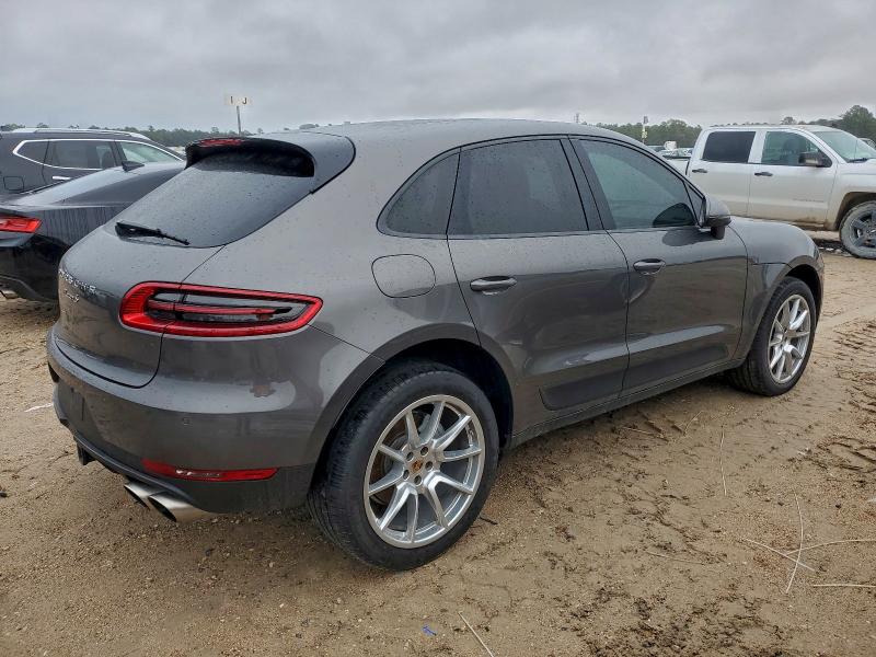 Photo 3 from auction – 2016 PORSCHE MACAN S with VIN WP1AB2A56GLB52585