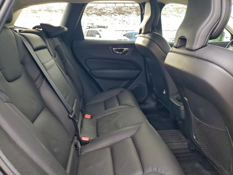Photo 11 from auction – 2021 VOLVO XC60 T5 MO with VIN YV4102DK7M1835845