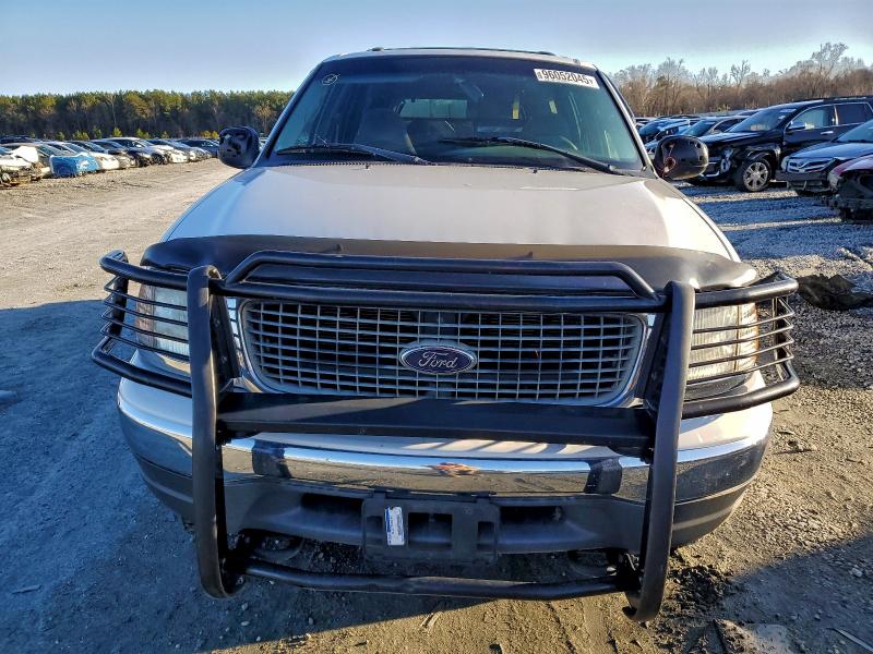 Photo 5 from auction – 2001 FORD EXPEDITION with VIN 1FMRU16W01LA82398
