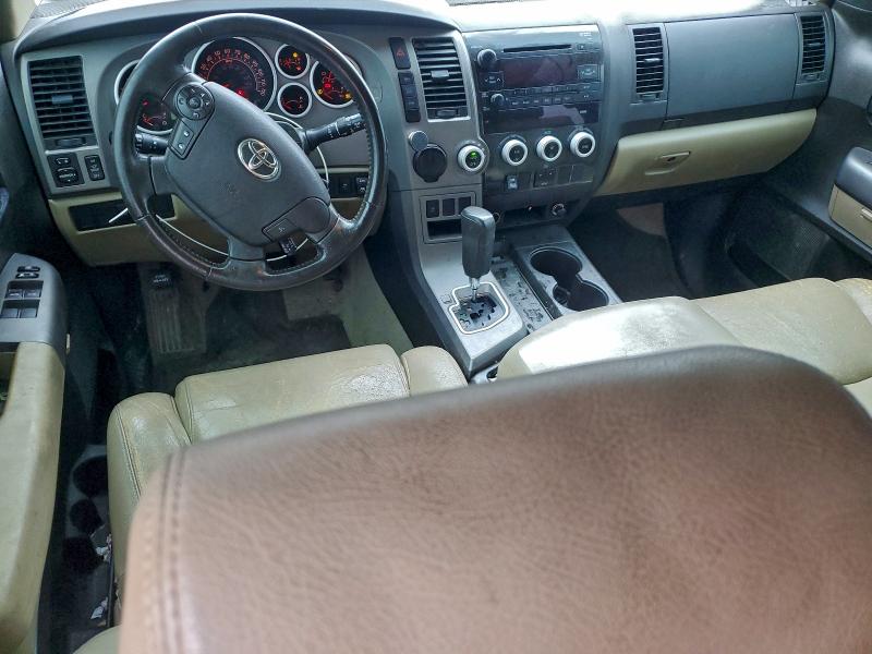 Photo 8 from auction – 2011 TOYOTA SEQUOIA SR with VIN 5TDZM5G19BS002983