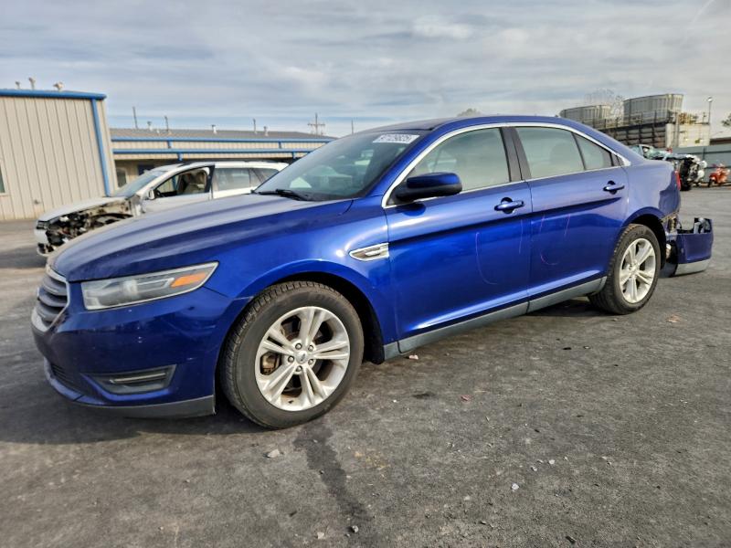 FORD TAURUS SEL 2015 with VIN 1FAHP2E82FG119392 - Photo from auction