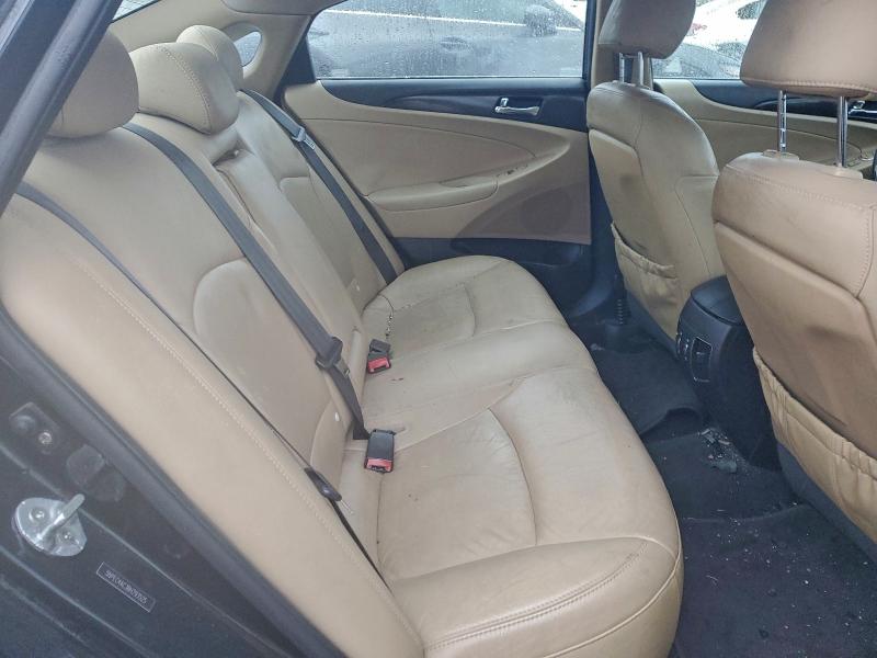 Photo 10 from auction – 2011 HYUNDAI SONATA SE with VIN 5NPEC4AC3BH293525