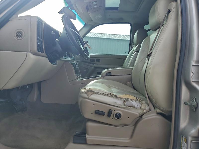 Photo 7 from auction – 2005 CHEVROLET AVALANCHE with VIN 3GNEC12Z15G136520