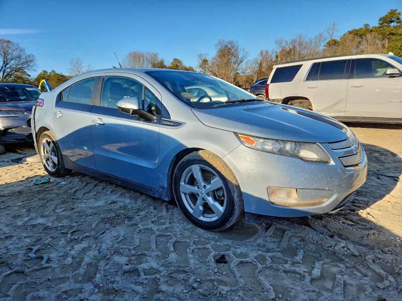 Photo 4 from auction – 2014 CHEVROLET VOLT with VIN 1G1RA6E47EU156967