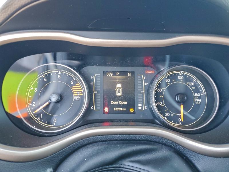 Photo 9 from auction – 2017 JEEP CHEROKEE with VIN 1C4PJLCB8HW565972