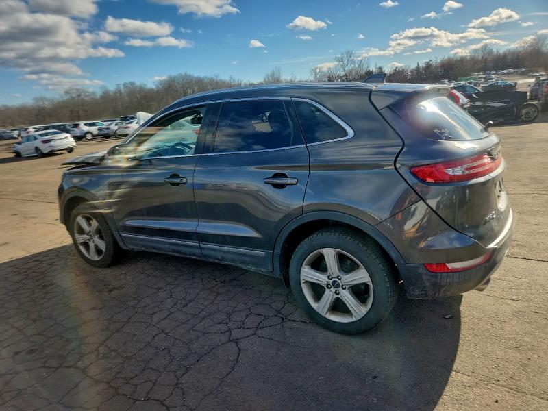 Photo 2 from auction – 2017 LINCOLN MKC PREMIE with VIN 5LMCJ1D93HUL49255