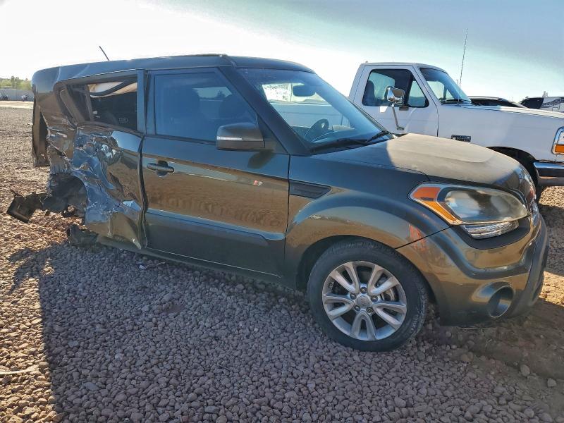Снимка 4 от търг – 2012 KIA SOUL + с VIN KNDJT2A67C7470516