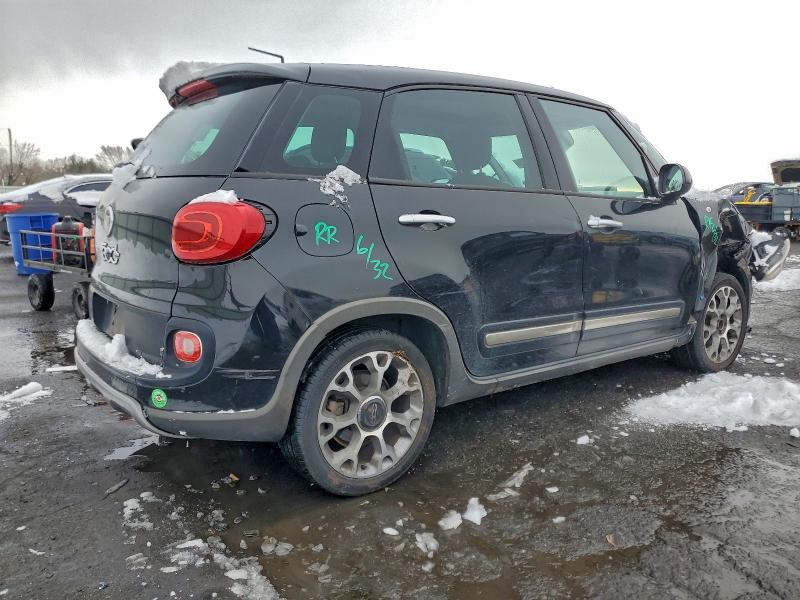Photo 3 from auction – 2014 FIAT 500L TREKK with VIN ZFBCFADH8EZ008306
