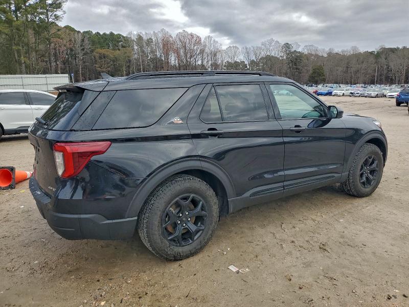 Photo 3 from auction – 2023 FORD EXPLORER T with VIN 1FMSK8JH7PGB16265