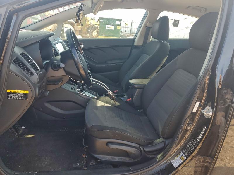Photo 7 from auction – 2017 KIA FORTE with VIN 3KPFL4A70HE109727