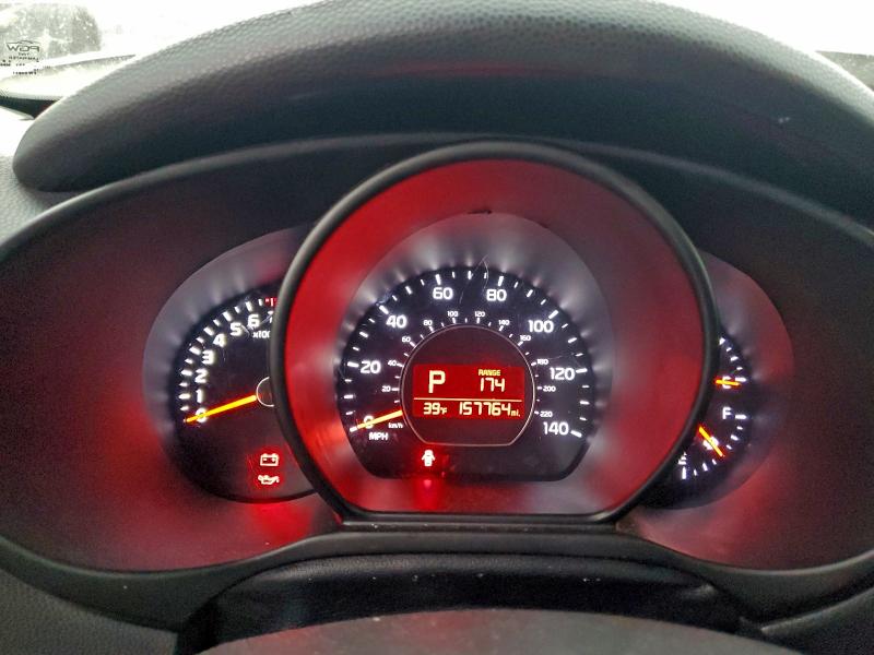 Photo 9 from auction – 2015 KIA SOUL with VIN KNDJN2A23F7125303