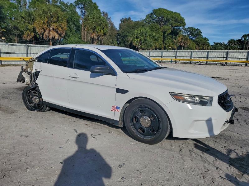 Photo 4 from auction – 2017 FORD TAURUS POL with VIN 1FAHP2MK1HG126348