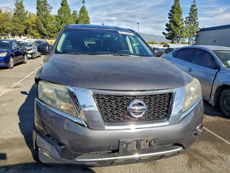 Photo 5 from auction – 2014 NISSAN PATHFINDER with VIN 5N1AR2MN9EC692109