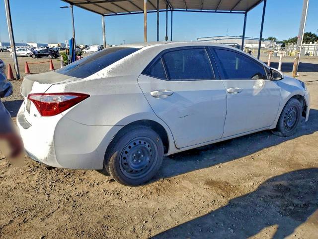 Photo 3 from auction – 2015 TOYOTA COROLLA with VIN 5YFBURHE2FP281766