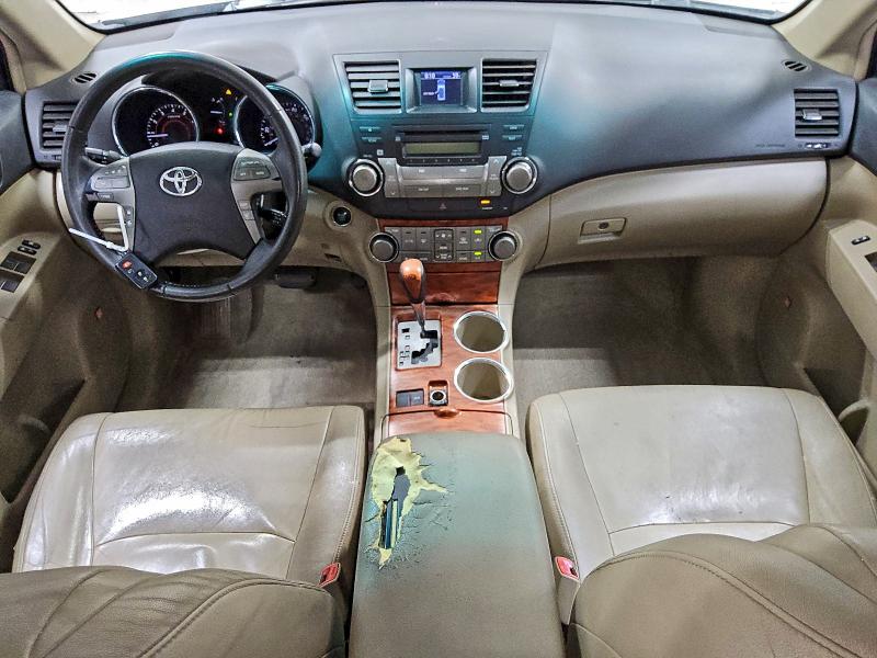 Photo 8 from auction – 2008 TOYOTA HIGHLANDER with VIN JTEDS42AX82015951