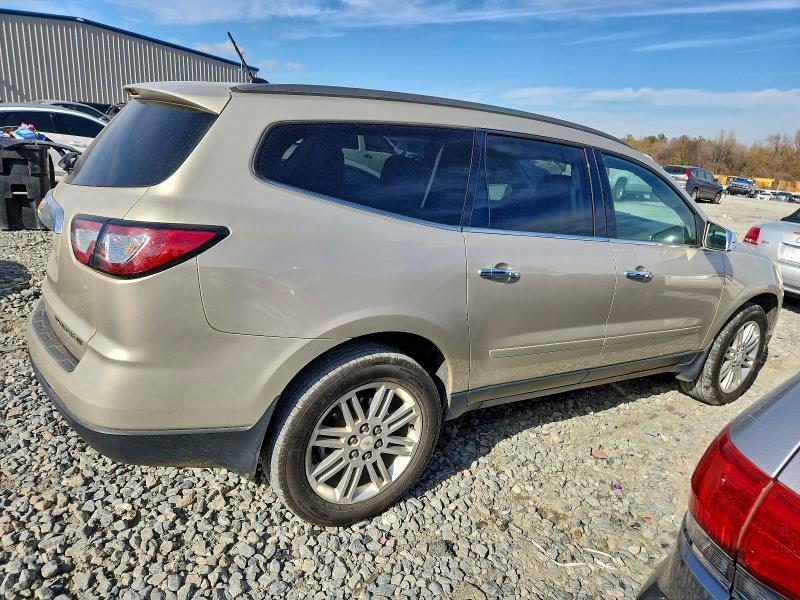 Photo 3 from auction – 2015 CHEVROLET TRAVERSE L with VIN 1GNKRGKD6FJ316732